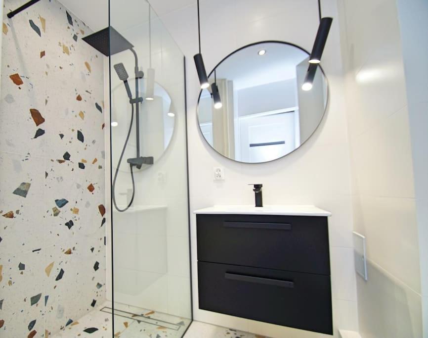 Apartament Korfantego Citycentre Z Widokiem Na Spodek Katowice Eksteriør billede